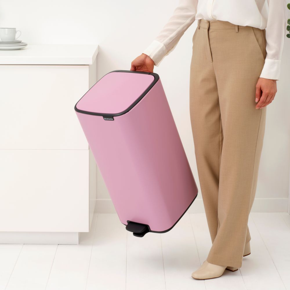 Bo Pedal Bin, 30L at Brabantia GH