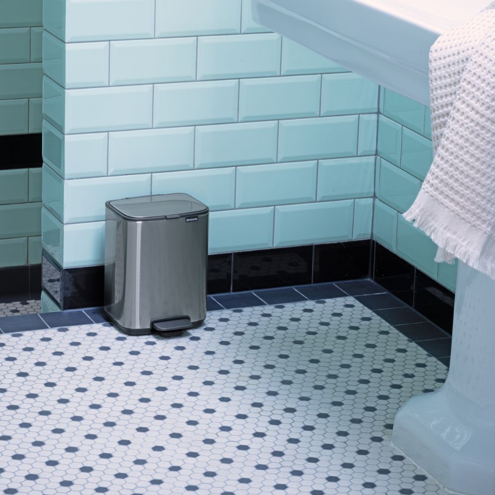 Bo Pedal Bin, 4L at Brabantia GH