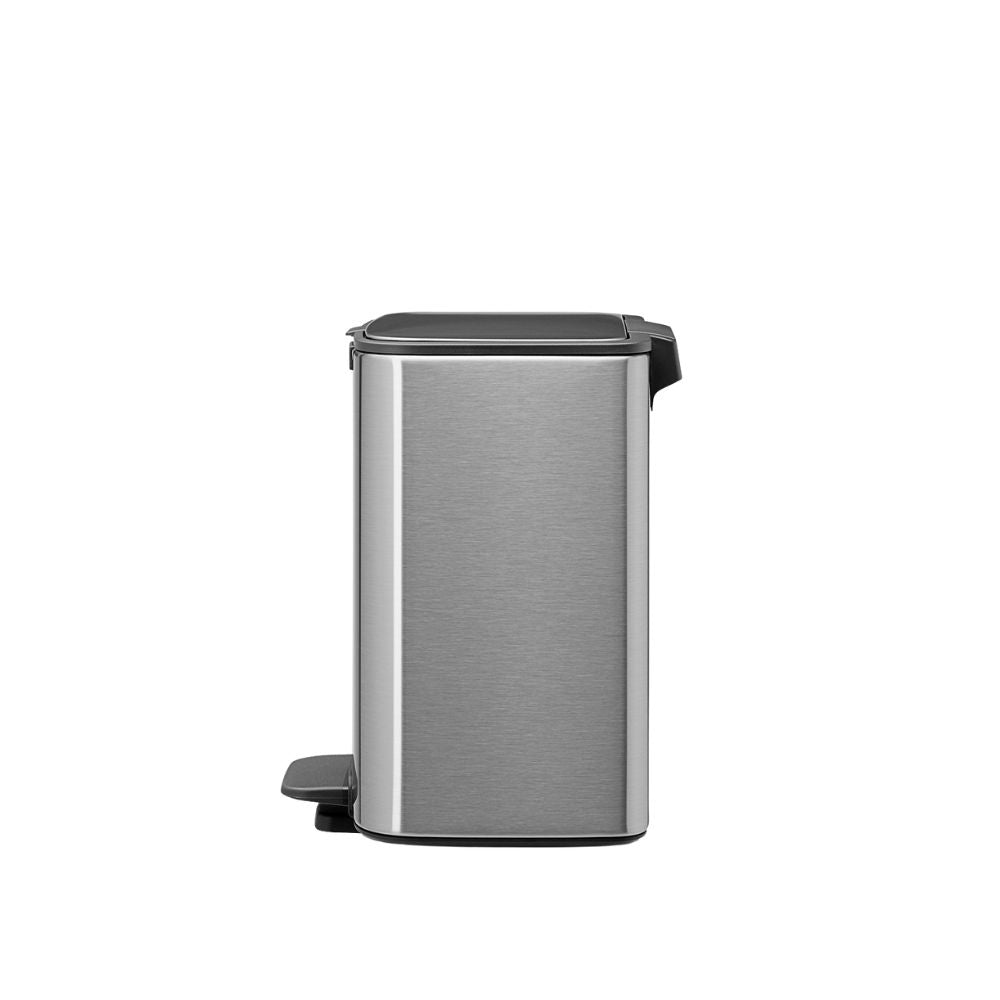Bo Pedal Bin, 4L at Brabantia GH