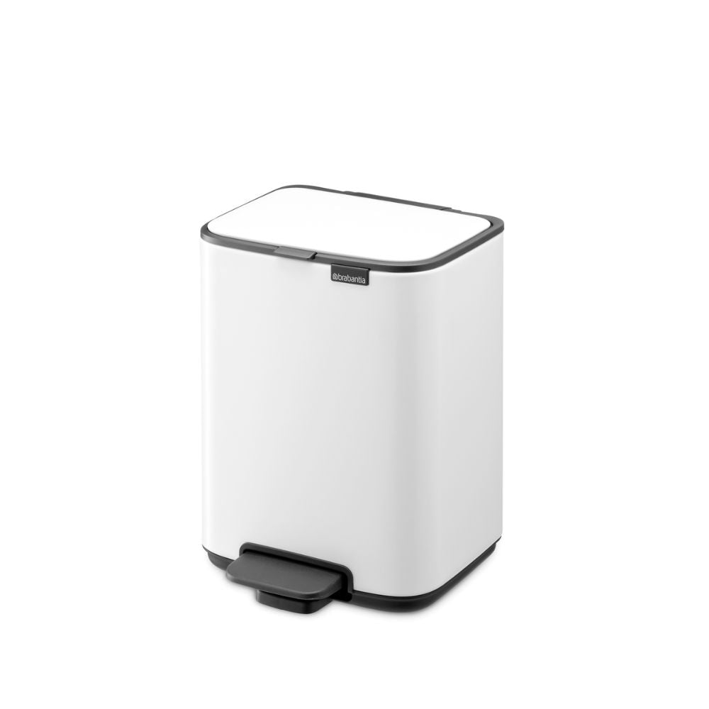 Bo Pedal Bin, 4L at Brabantia GH