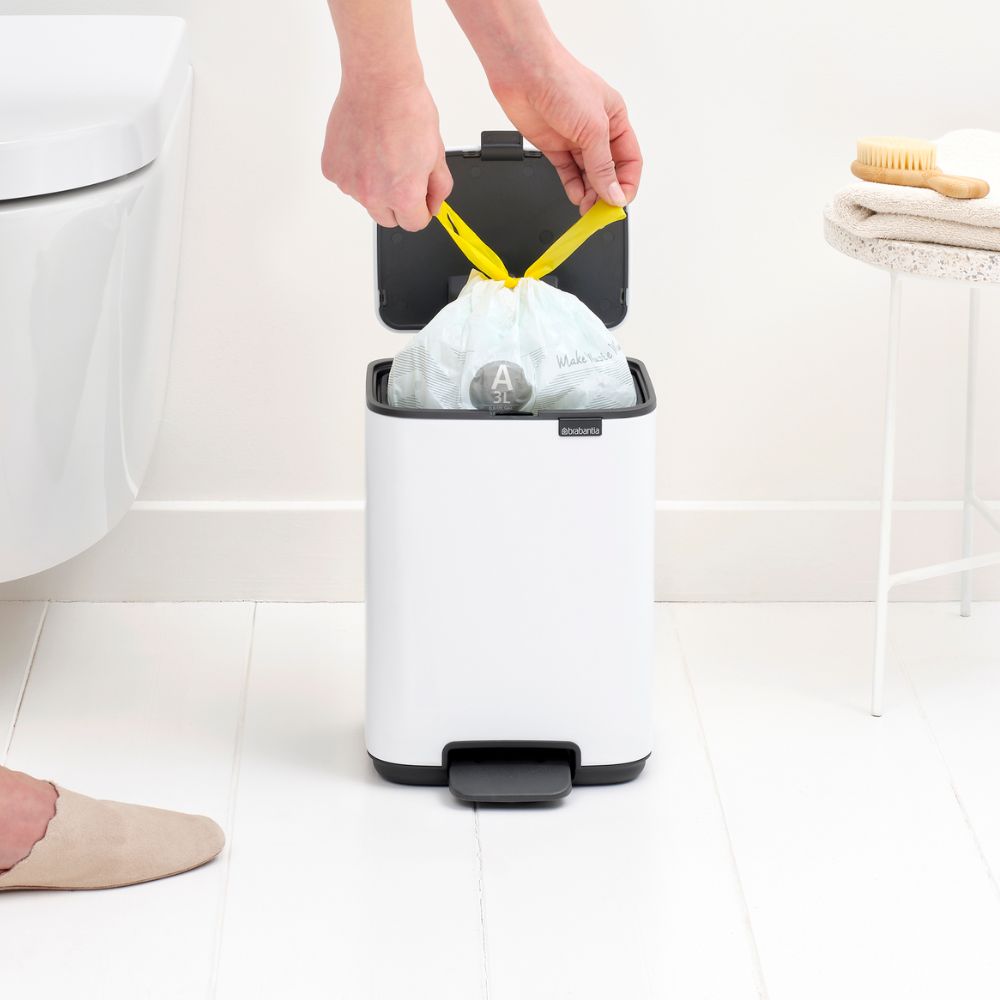 Bo Pedal Bin, 4L at Brabantia GH