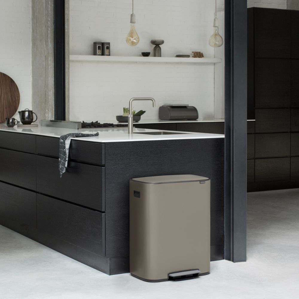 Bo Pedal Bin, 60L at Brabantia GH