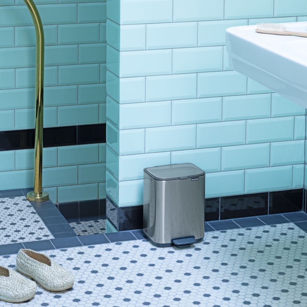 Bo Pedal Bin, 7L at Brabantia GH