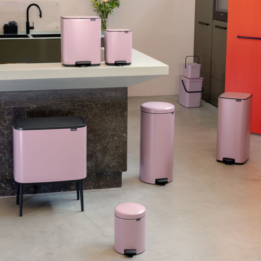 Bo Pedal Bin, 7L at Brabantia GH