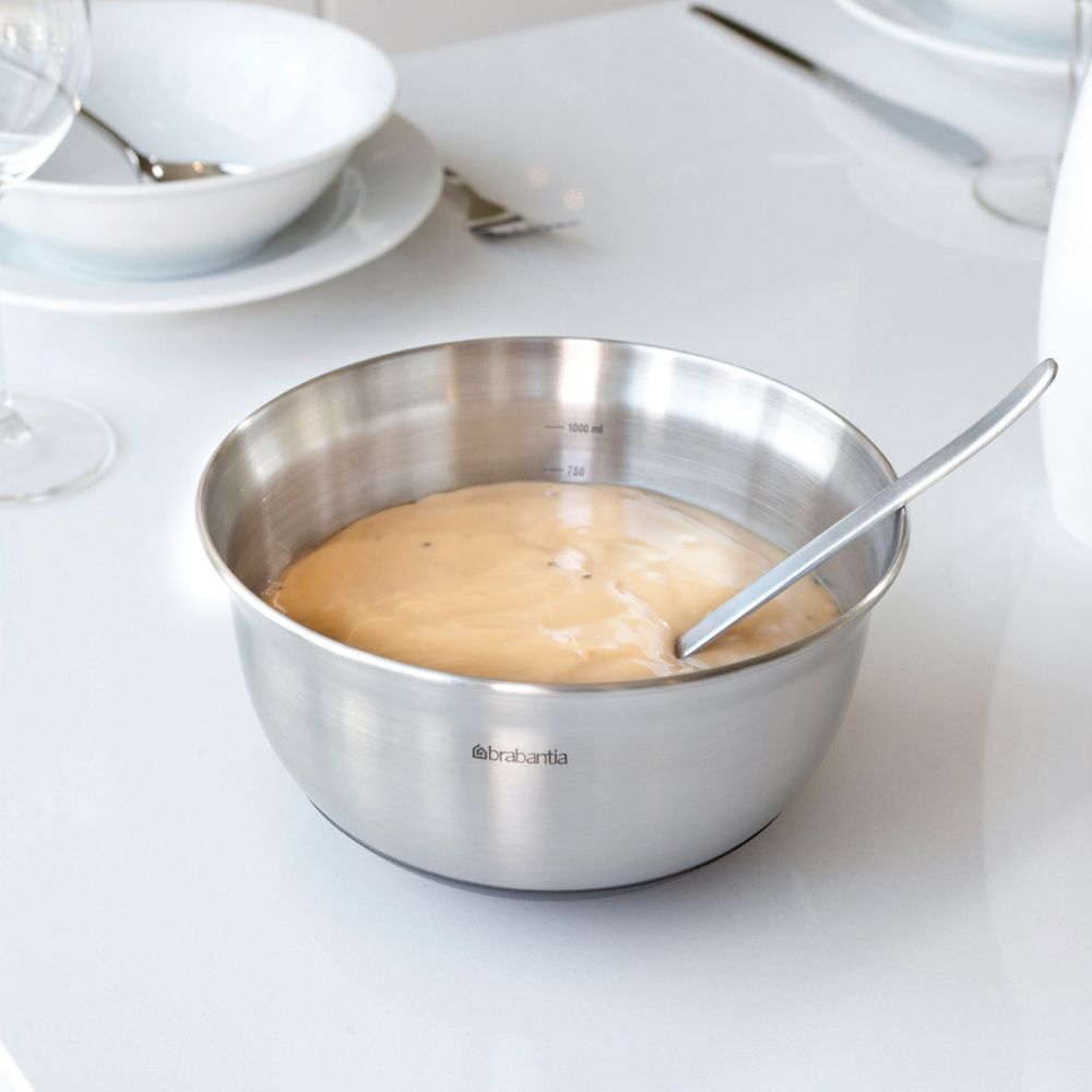 Mixing Bowl, 1.0 litre - Matt Steel / Black at Brabantia GH