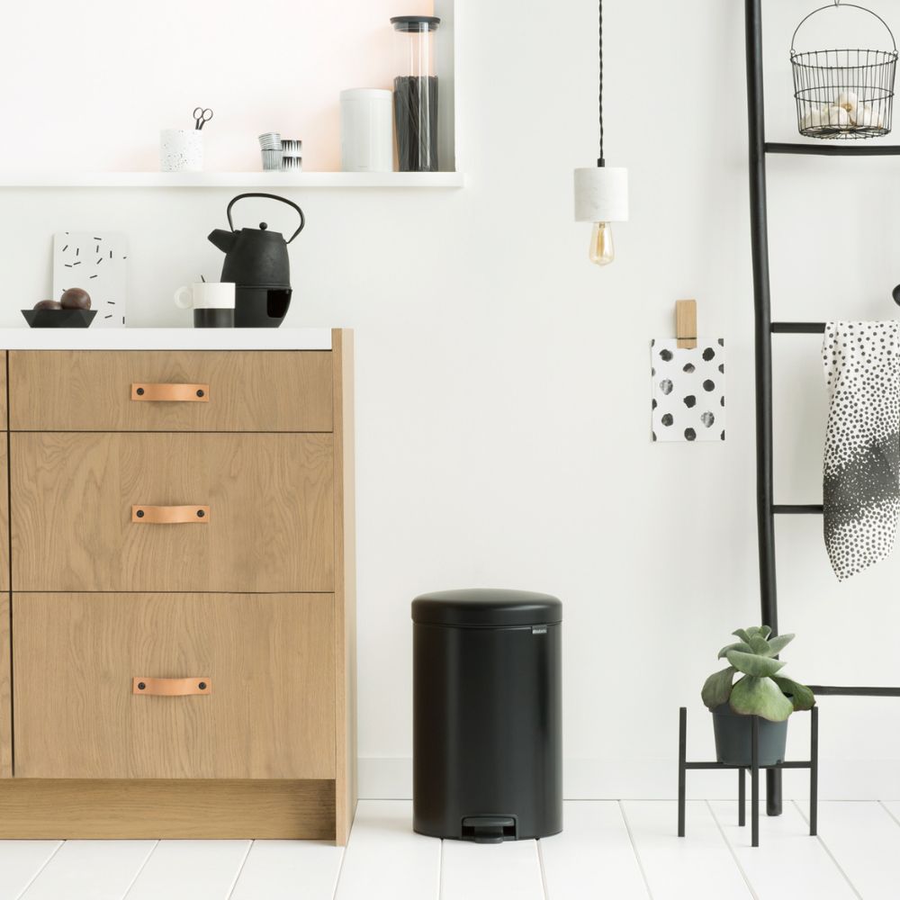 NewIcon Pedal Bin, 20L at Brabantia GH
