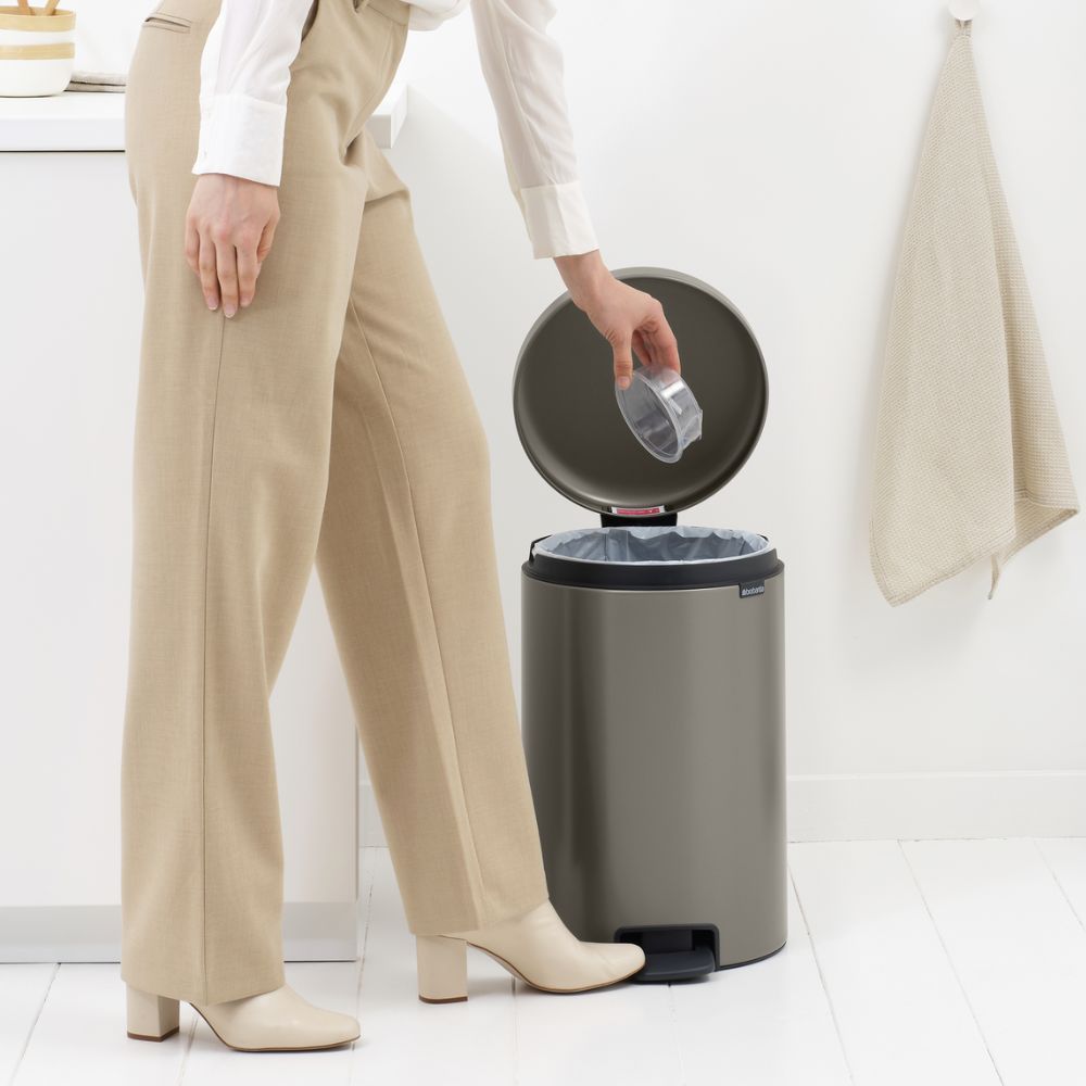 NewIcon Pedal Bin, 20L at Brabantia GH