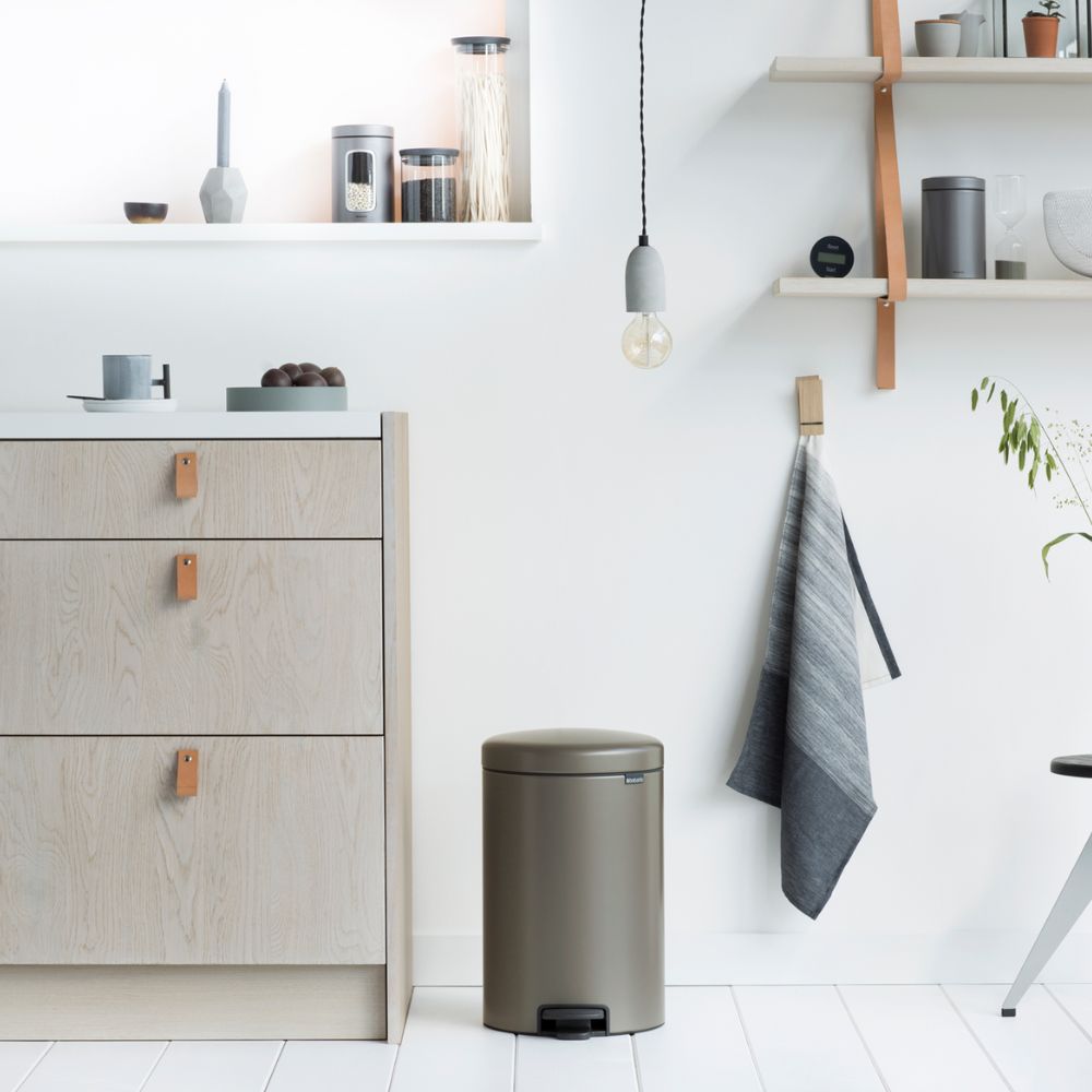 NewIcon Pedal Bin, 20L at Brabantia GH