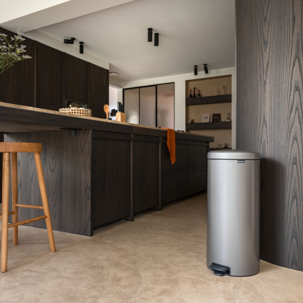 NewIcon Pedal Bin, 30L at Brabantia GH