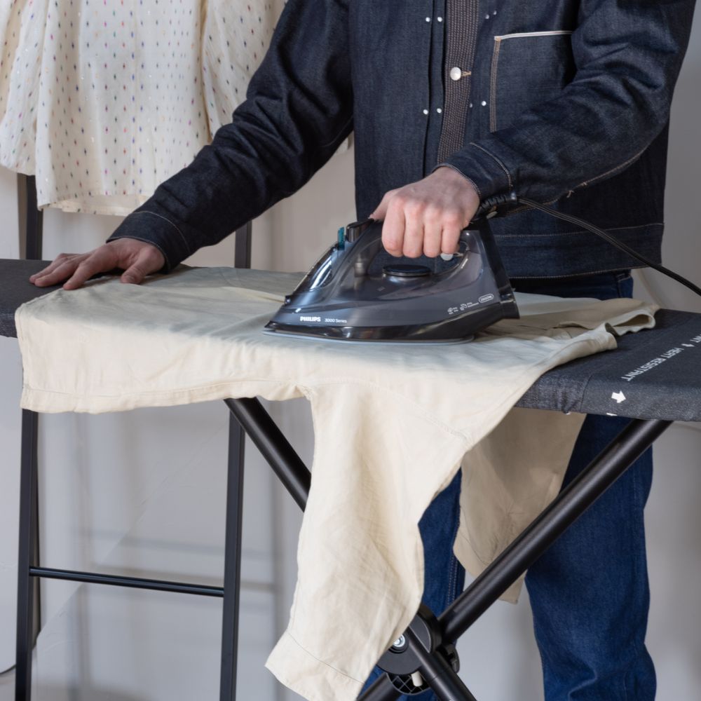 Steam & Ironing Board D, 135x45 cm, HRPZ - Denim Black at Brabantia GH