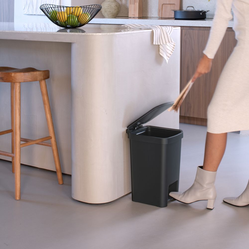 StepUp Pedal Bin 16L at Brabantia GH