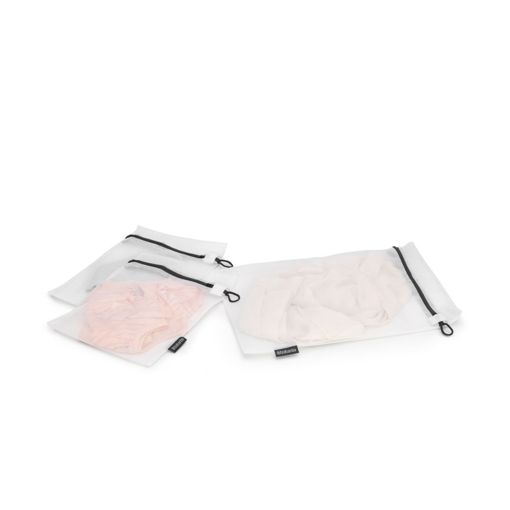 Wash Bags, set of 3, in 2 sizes at Brabantia GH