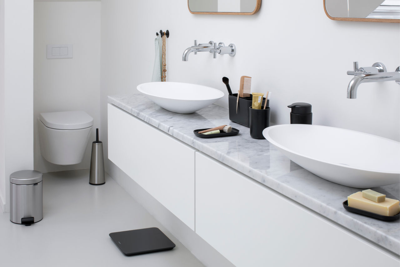 Essential bathroom accessories every bathroom needs