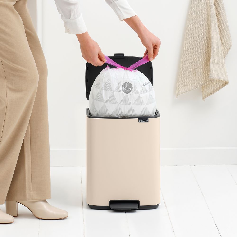 Bo Pedal Bin, 12L at Brabantia GH