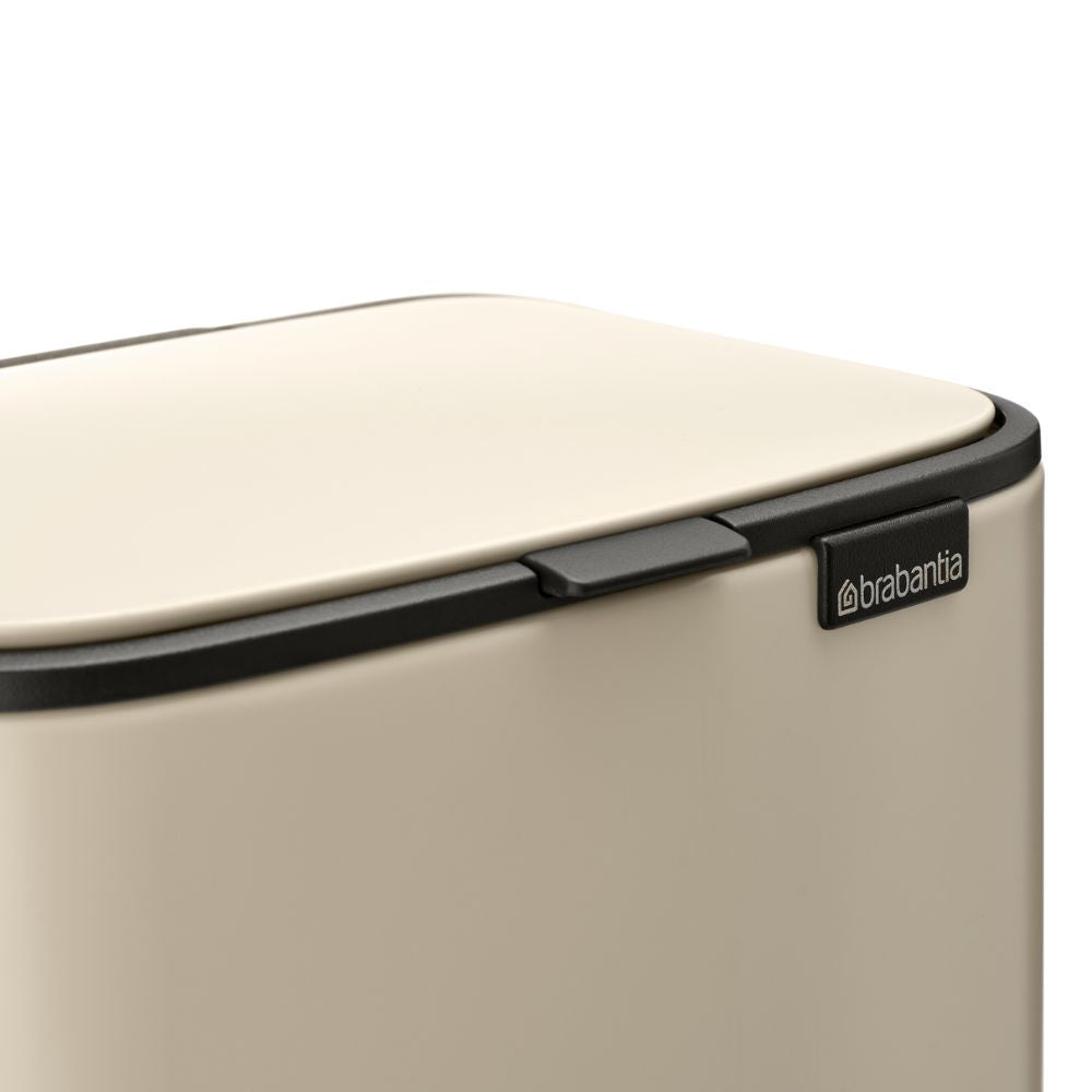 Bo Pedal Bin, 4L at Brabantia GH
