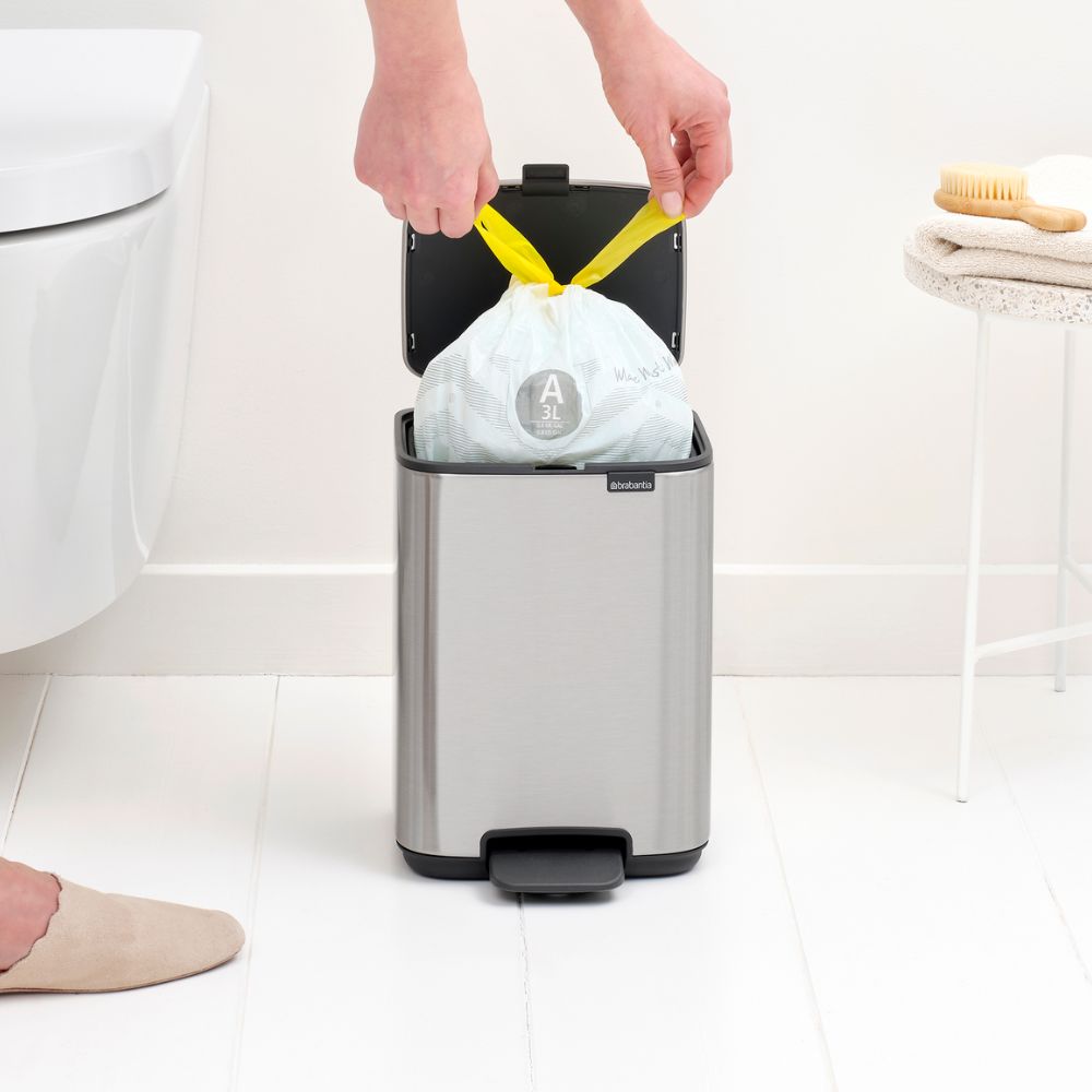 Bo Pedal Bin, 4L at Brabantia GH