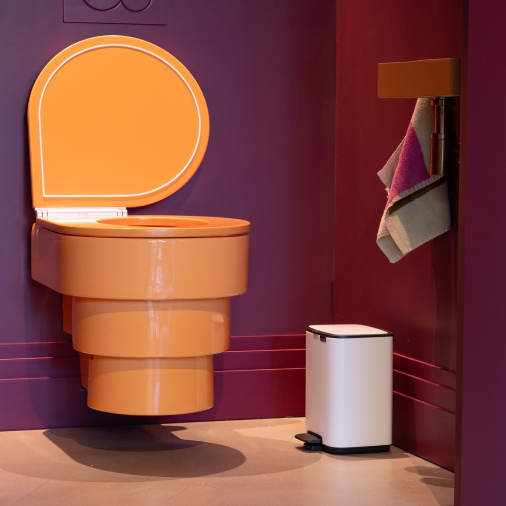 Bo Pedal Bin, 4L at Brabantia GH