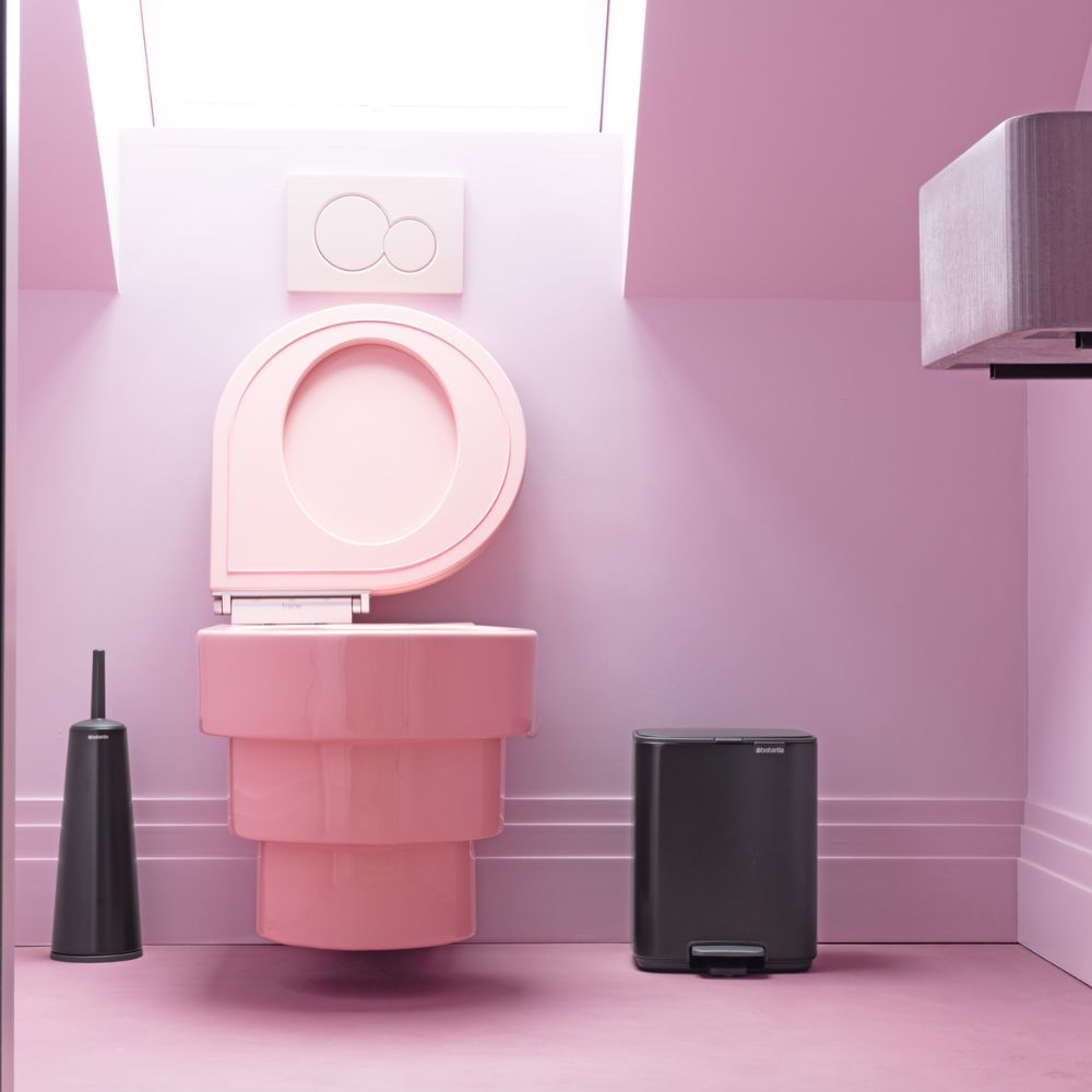 Bo Pedal Bin, 7L at Brabantia GH
