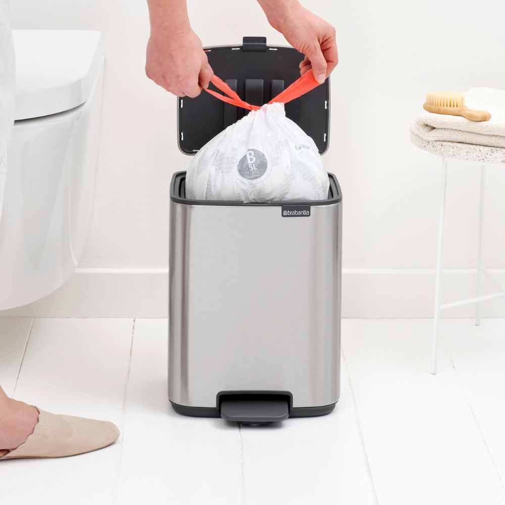 Bo Pedal Bin, 7L at Brabantia GH