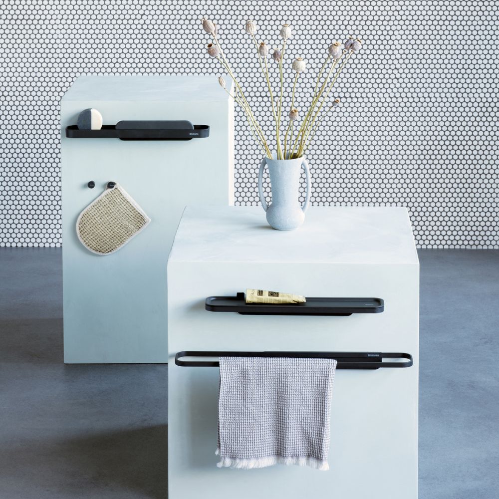 MindSet Towel Rail, Mineral Infinite Grey at Brabantia GH 