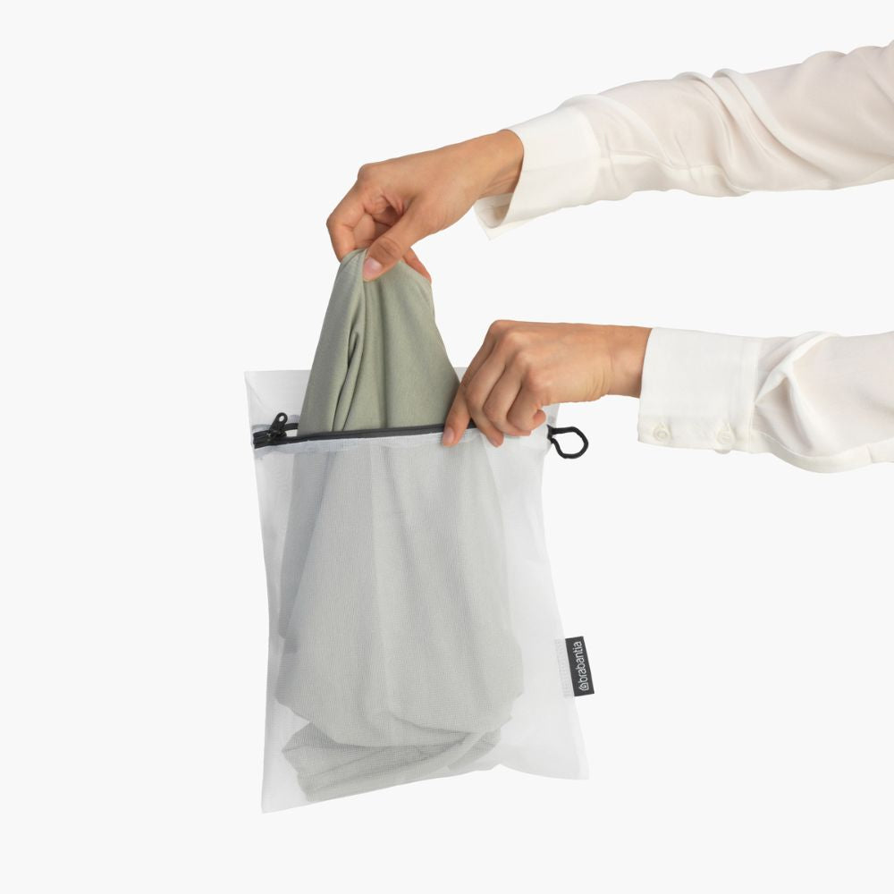 Wash Bags, set of 3, in 2 sizes at Brabantia GH