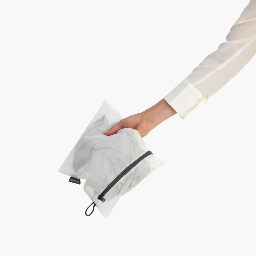 Wash Bags, set of 3, in 2 sizes at Brabantia GH